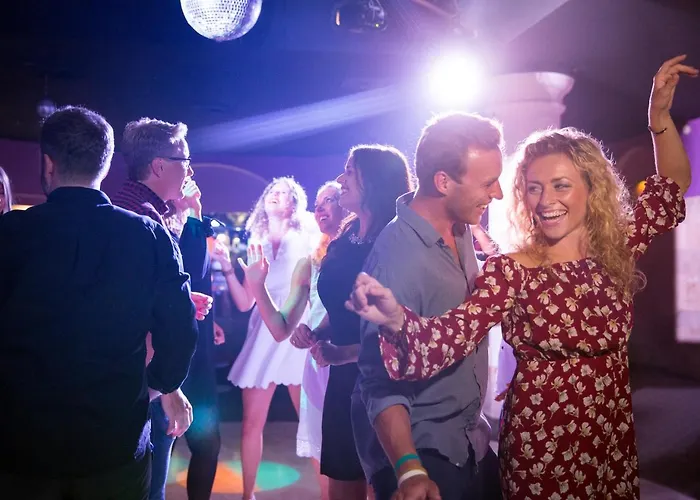 Курортный комплекс Robinson Sarigerme Park 4*