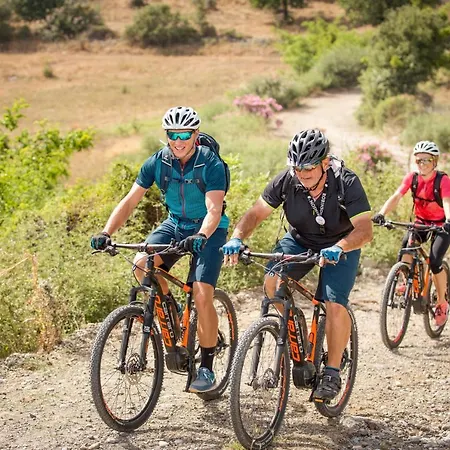 Üdülőközpont Robinson Sarigerme Park
