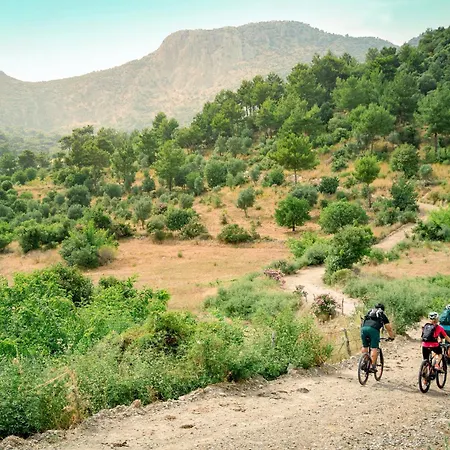 Üdülőközpont Robinson Sarigerme Park